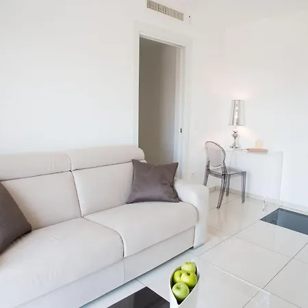 فندق Rossini 4s لينانو سابيادورو