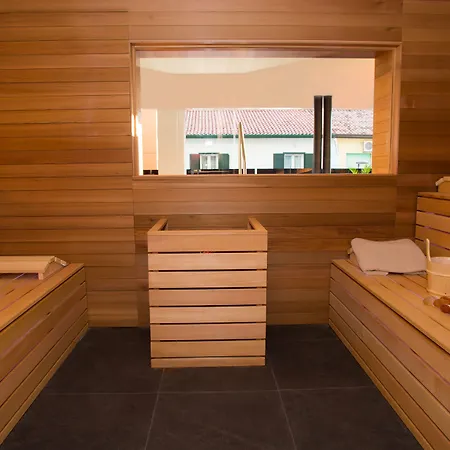 فندق Rossini 4s لينانو سابيادورو