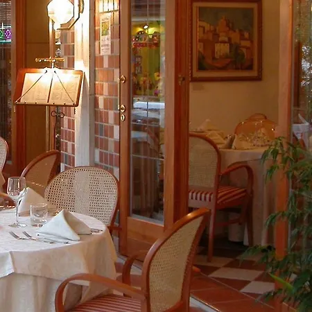 Rossini Hotel